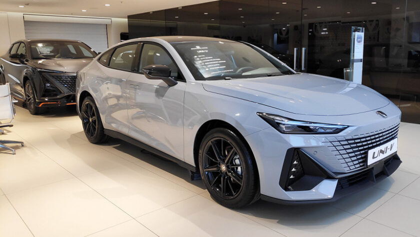 Changan UNi-V 2023