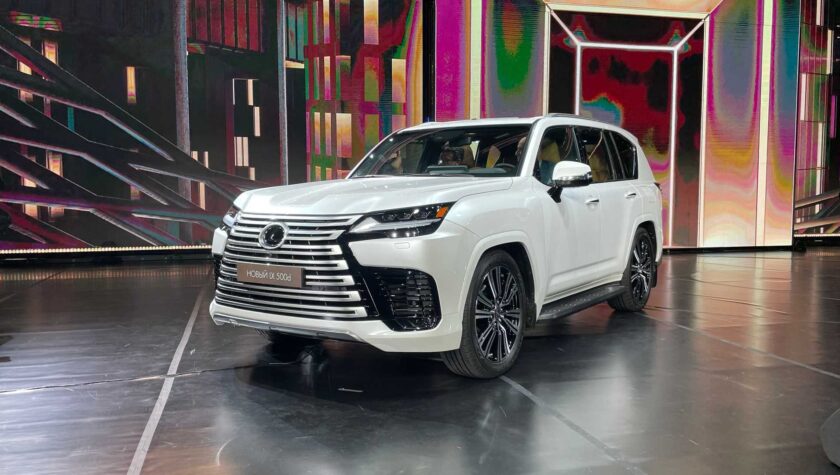Lexus LX 2022