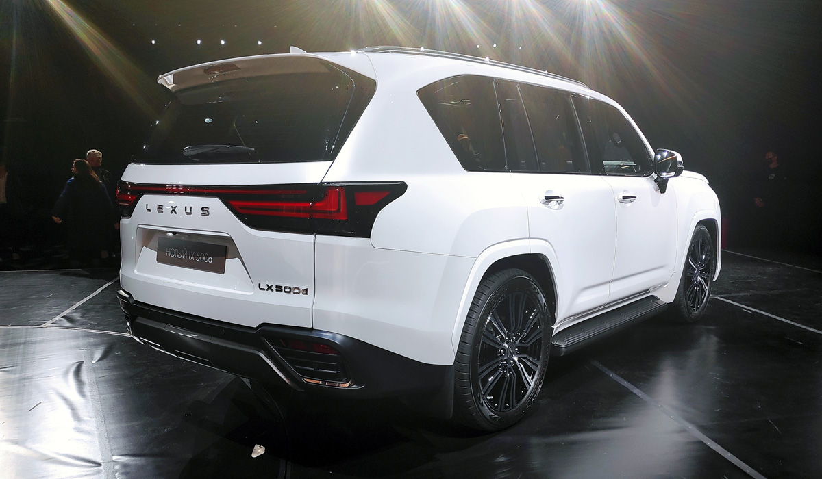 Lexus LX