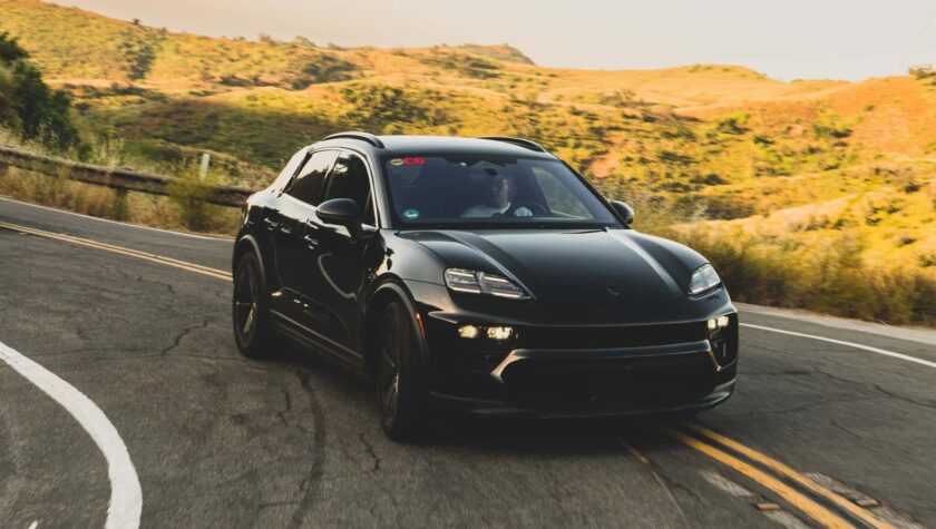 Porsche Macan EV 2024