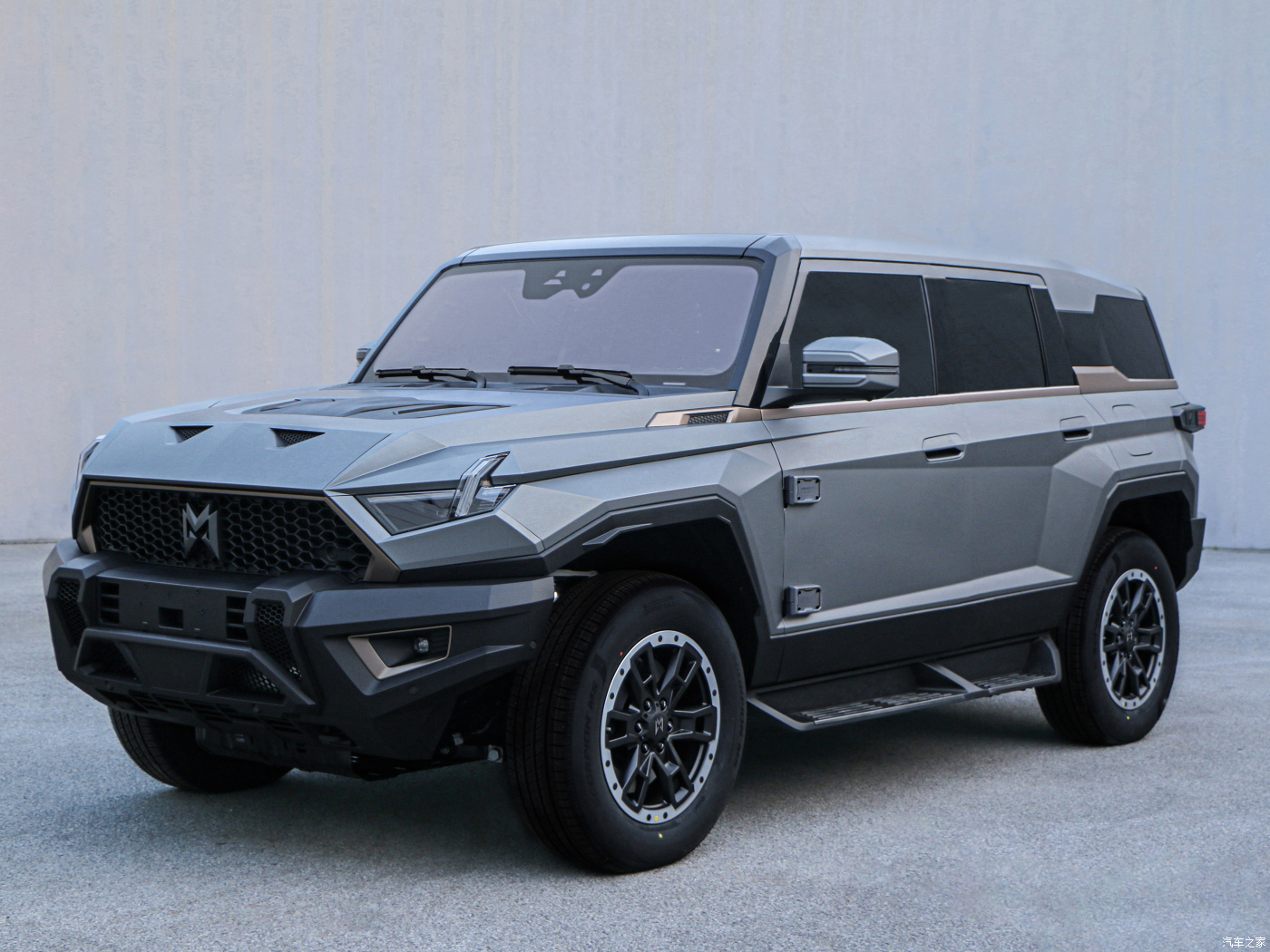 Mengshi M-Terrain 2024 “Китайский Хаммер”: серийная версия брутального внедорожника