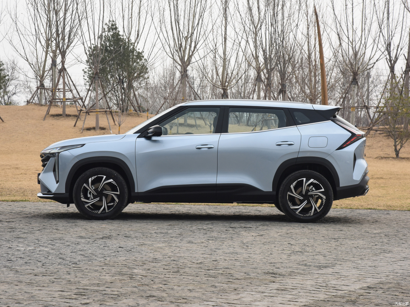 Geely Atlas 2023