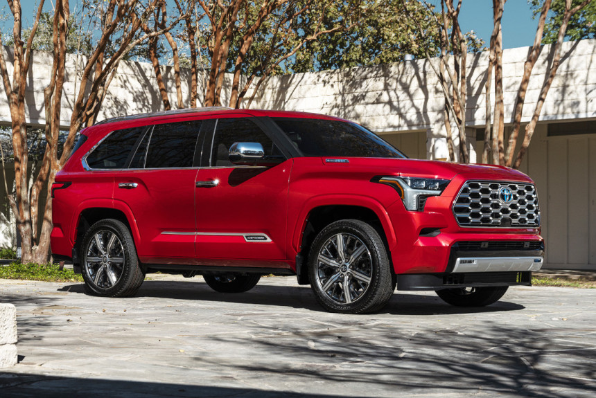 Toyota Sequoia 2023: внедорожник нового поколения