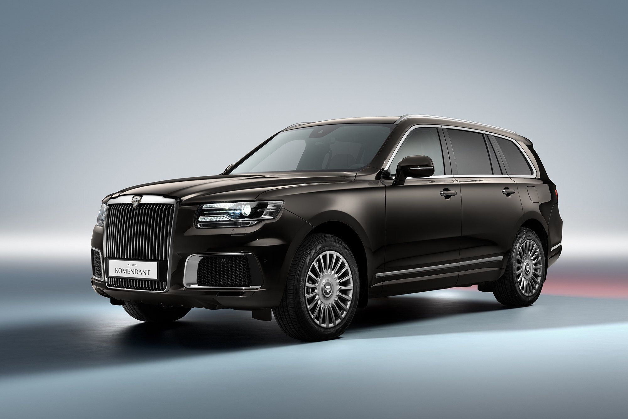 Aurus Komendant 2022