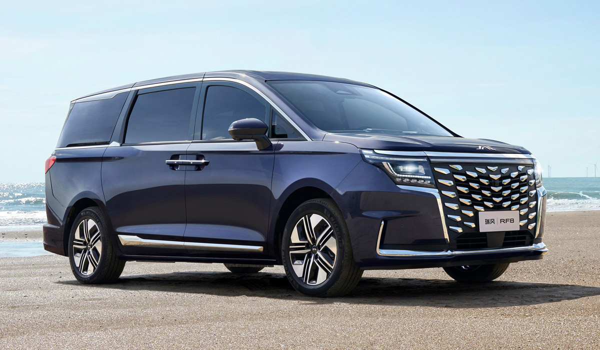 JAC Refine RF8 2024: в России появится новый премиальный минивэн. Фото, характеристики