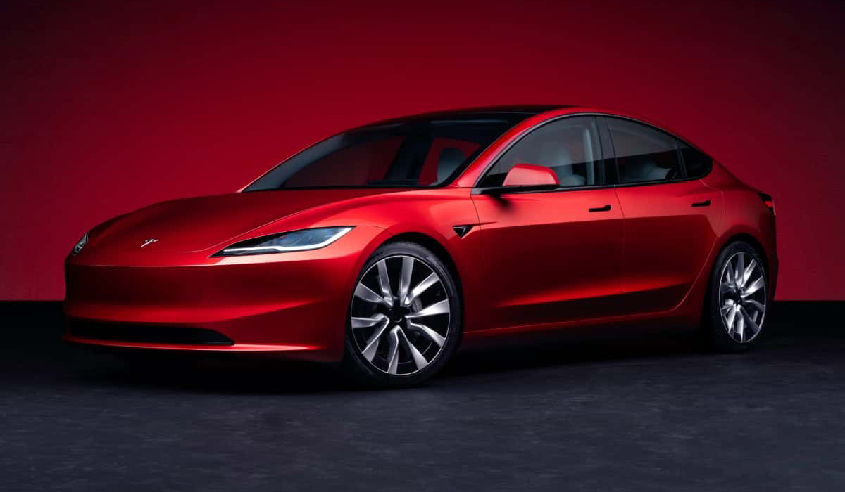 Tesla Model 3 2024 Рестайлиг