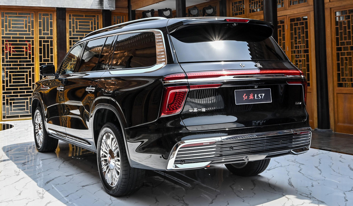 Hongqi LS7