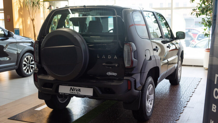 Lada Niva Travel Black 2022