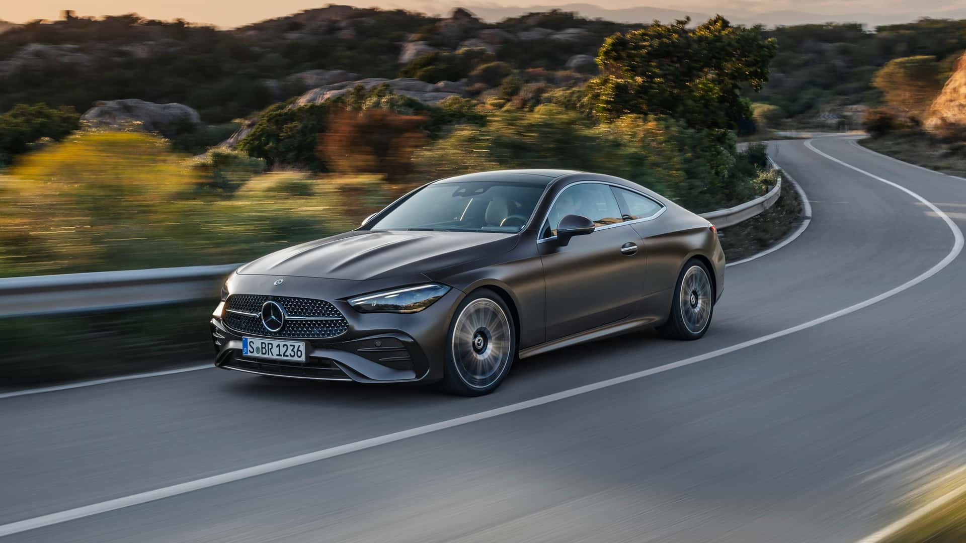 Mercedes-Benz CLE Coupe 2024: новое купе взамен двум старым