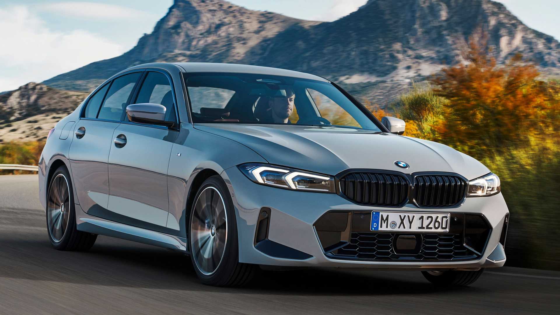 BMW 3-series 2023 (G20 рестайлинг): цены в России обновленной версии (параллельный импорт)