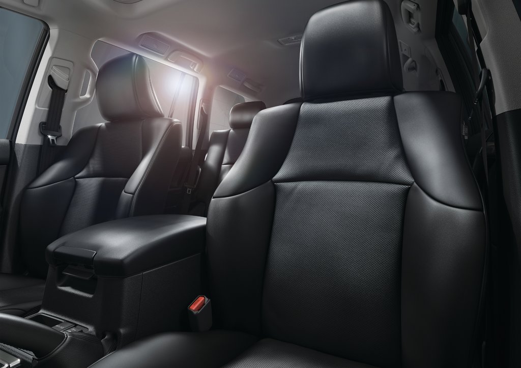 Toyota Prado Interior