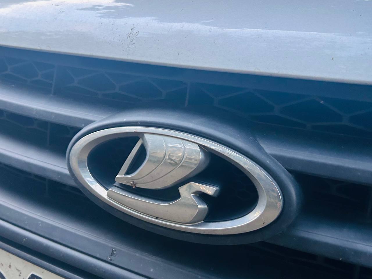 АвтоВАЗ заморозит цены на LADA до лета 2026 года