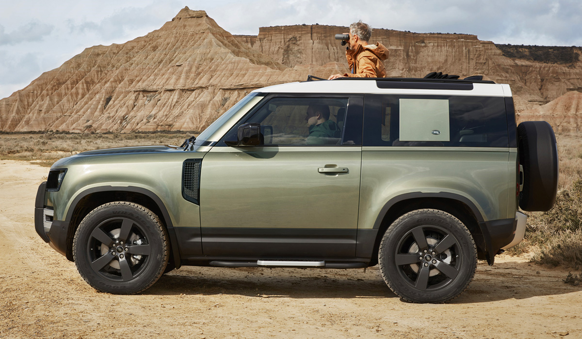 Land Rover Defender 2020