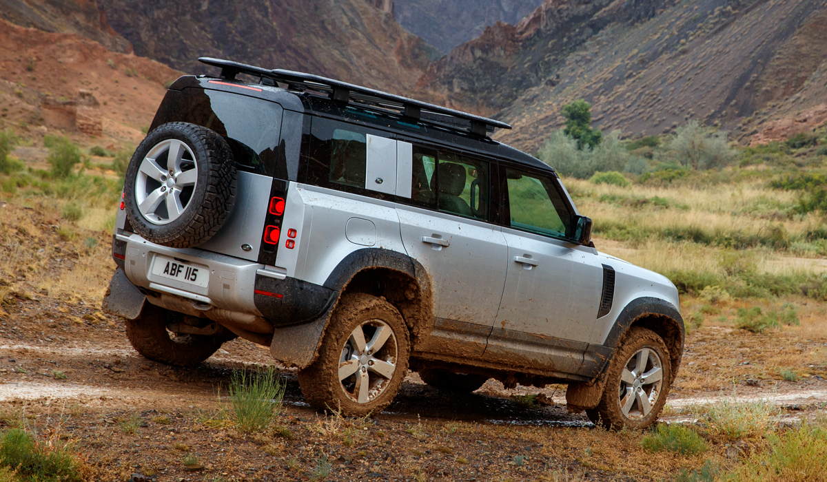 Land Rover Defender 2021