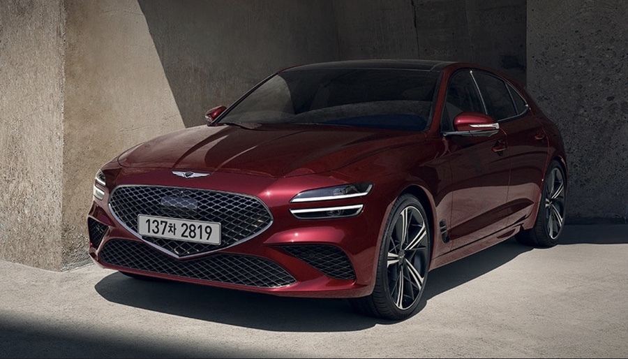 Genesis G70 2023: скромное обновление и новый турбомотор
