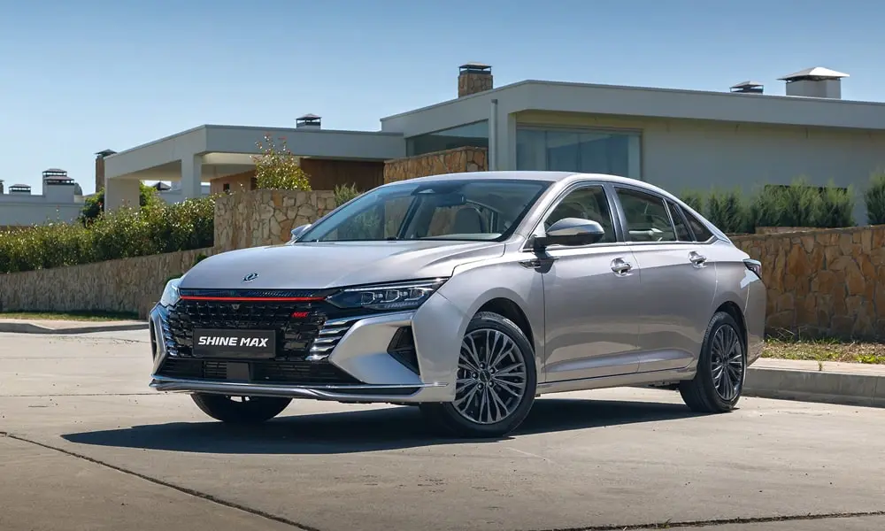 Dongfeng Aeolus Shine Max 2024: у седана появились базовые комплектации Comfort и Premium. Объявлены цены