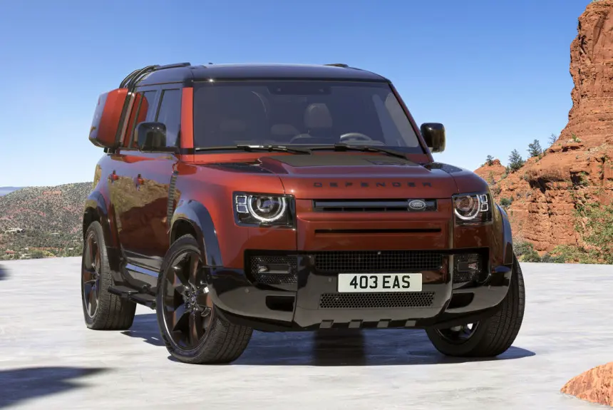 Land Rover Defender 2024 получил мощный дизель. Скромный рестайлинг внедорожника