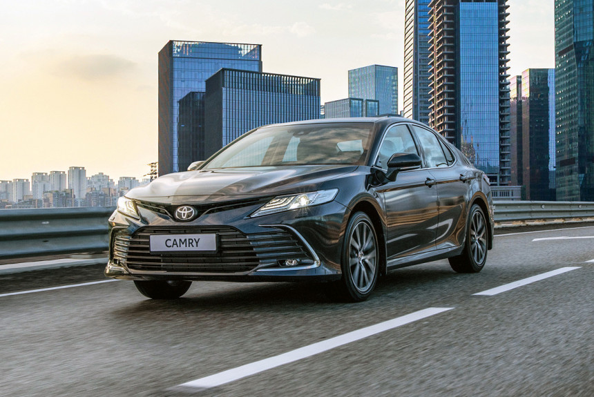 Toyota Camry 2022