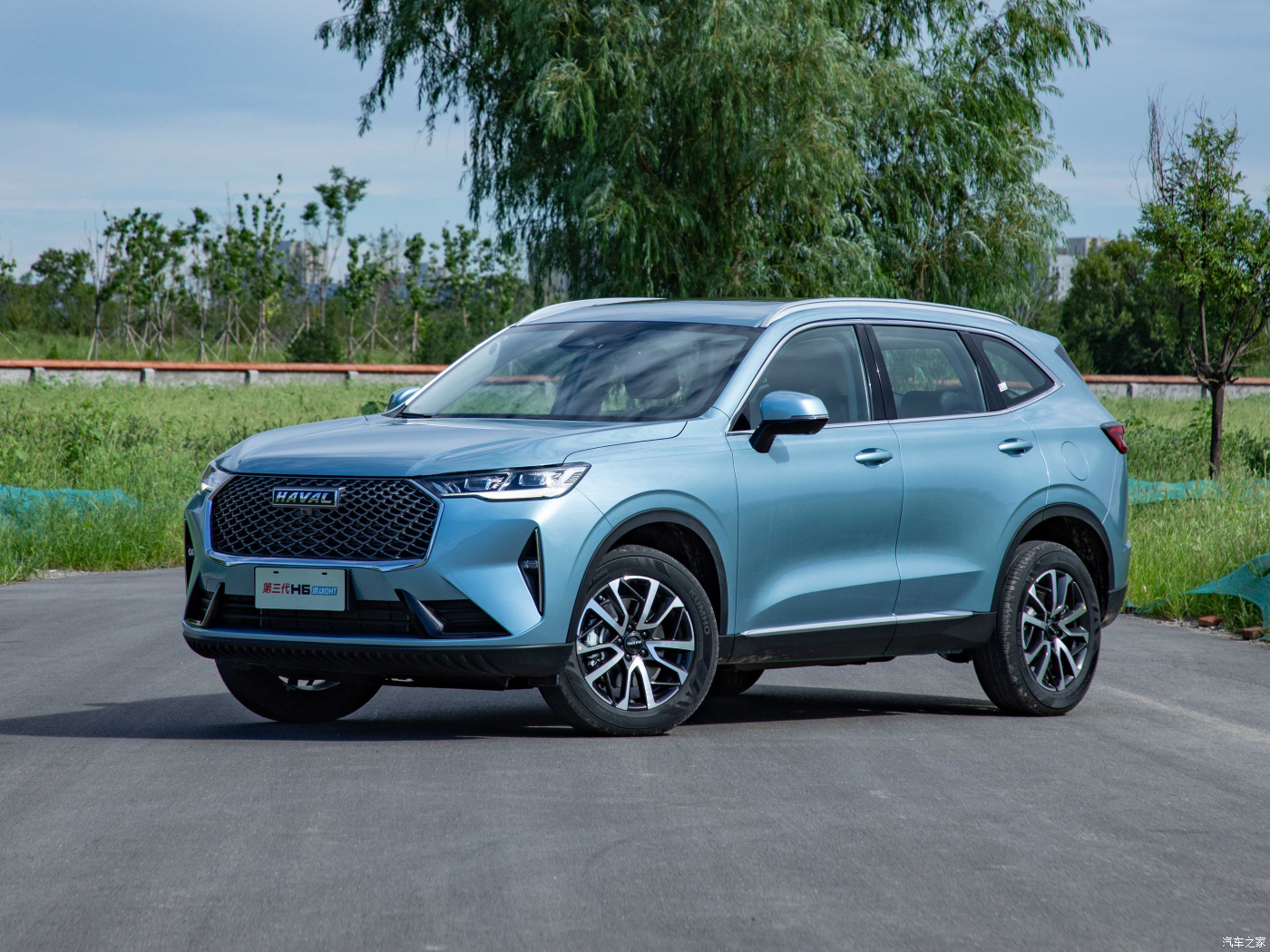 Haval H6 2023 третьего поколения: скоро может появиться в России