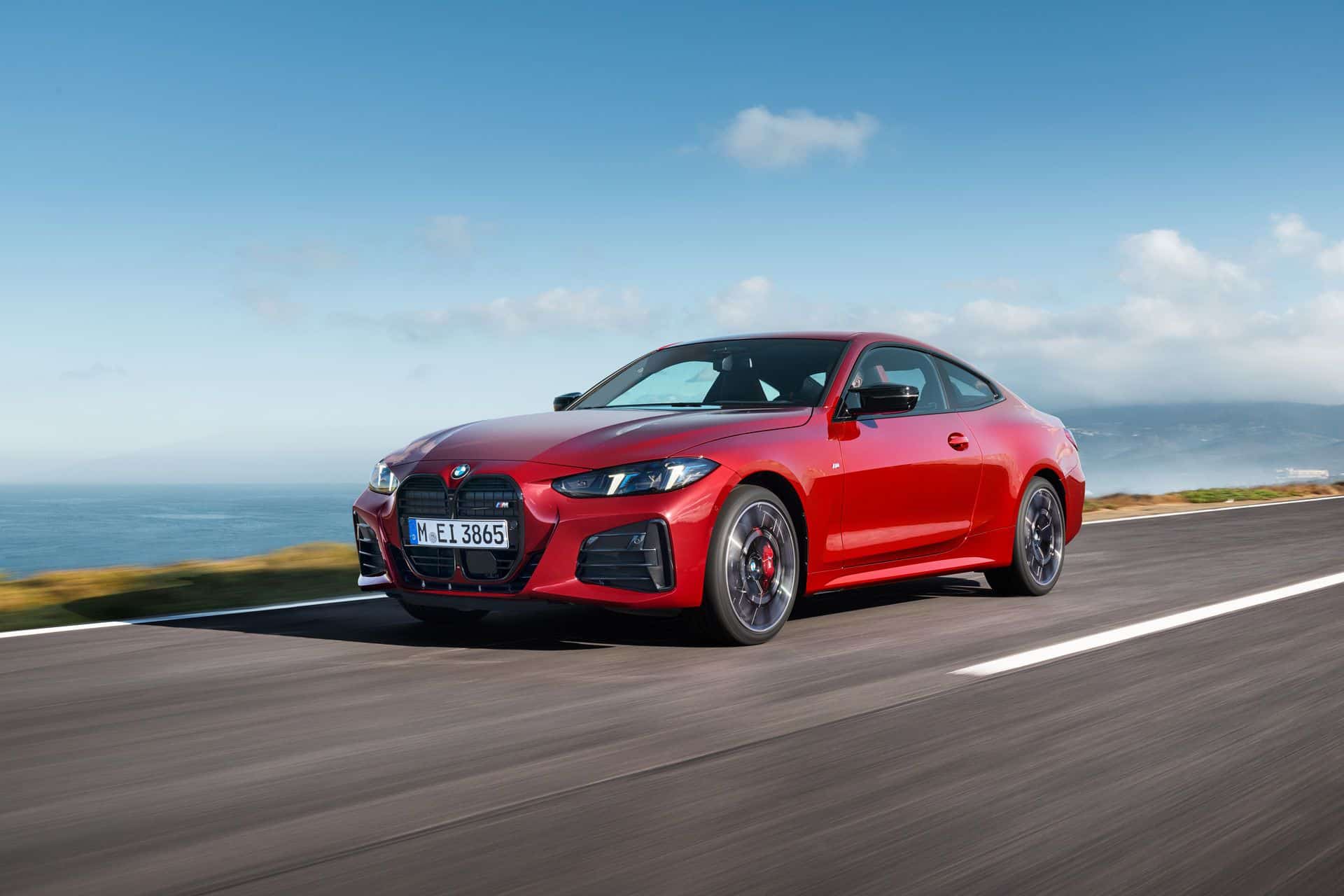 BMW 4-серии 2024: представлено обновленное купе