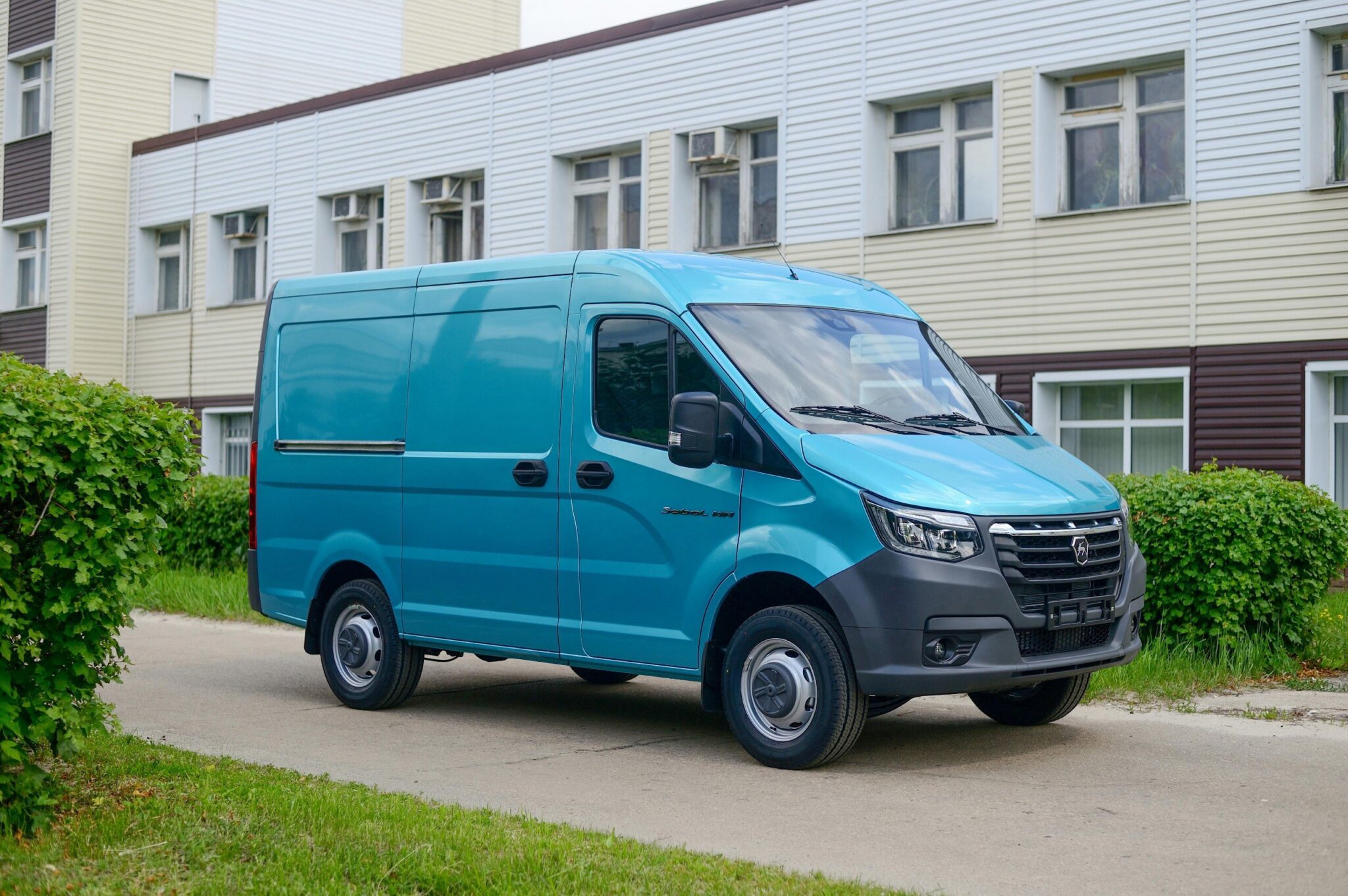 ГАЗ Соболь NN 2023: все цены и подробности о полноприводной версии Sobol 4×4 (+ новый дизель)