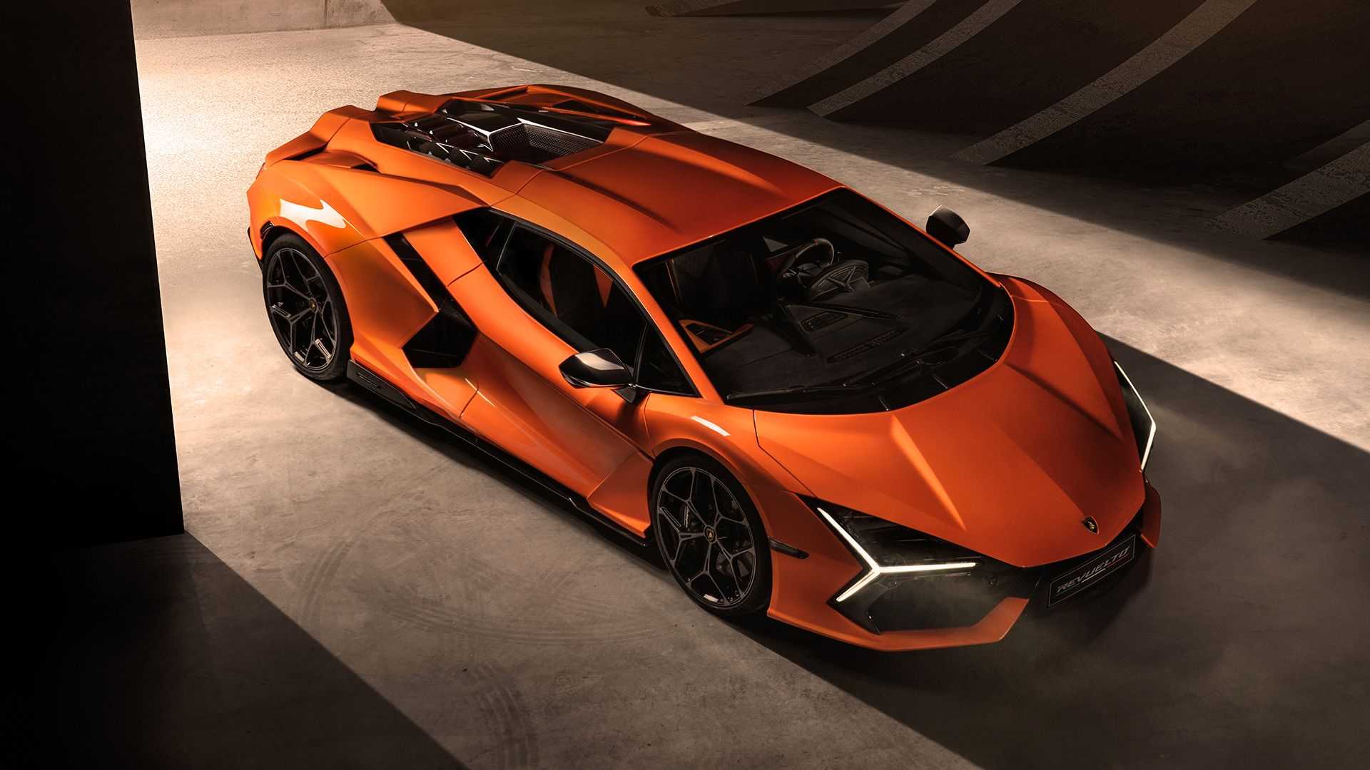 Представлен Lamborghini Revuelto: наследник Aventador. Абсолютно новый суперкар компании