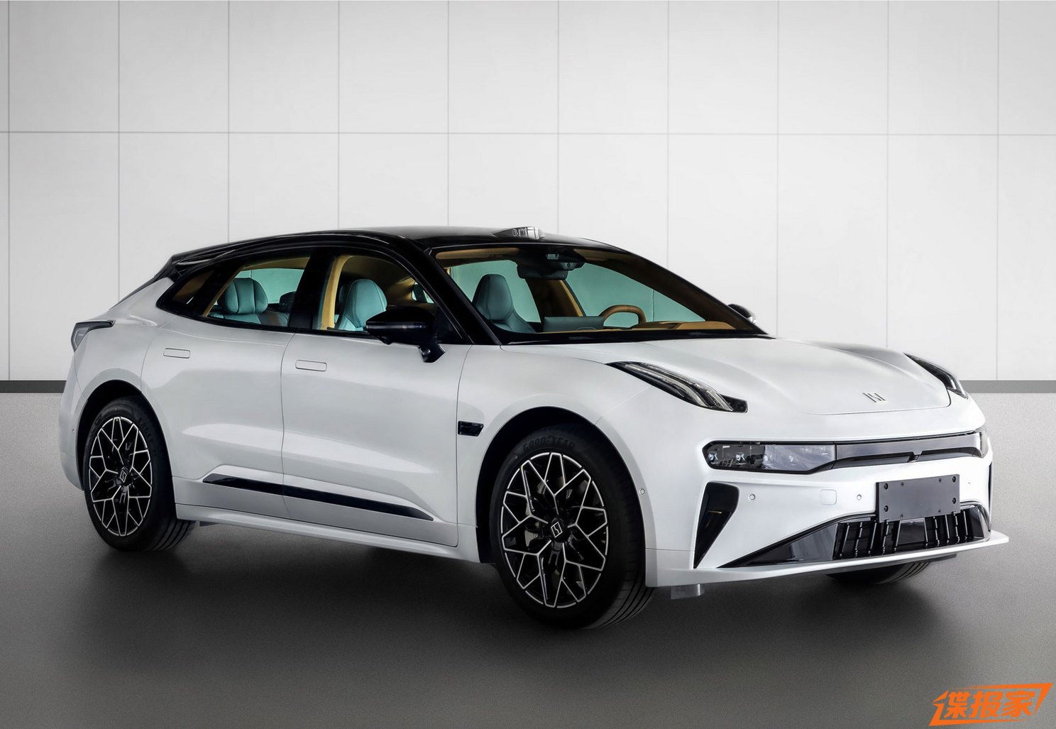 Zeekr 001 2024: рестайлинг самого популярного электромобиля в России. Первые фото и подробности