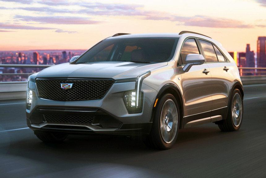 Cadillac XT4 2023: рестайлинг компактного кроссовера