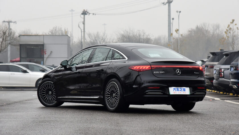 Mercedes-Benz EQS 2023