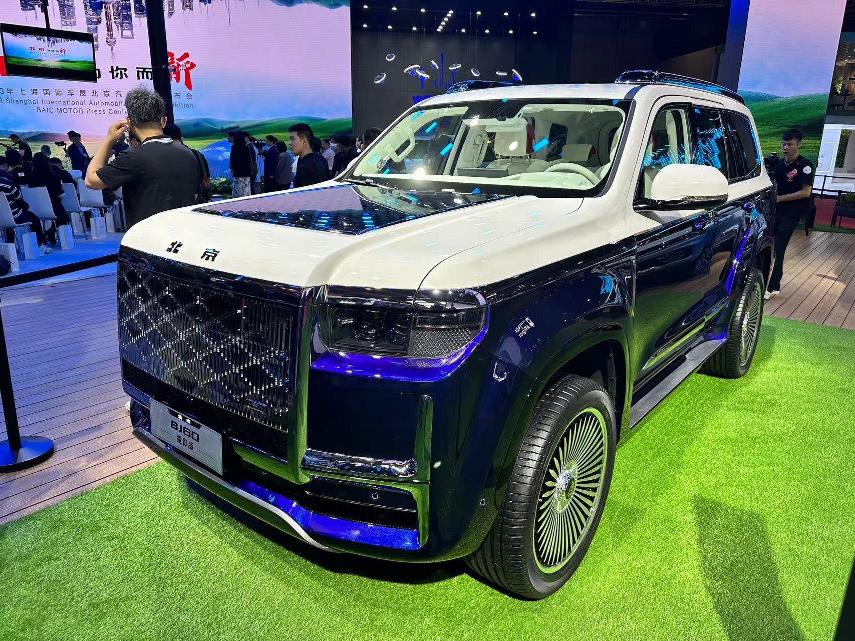 Рамный внедорожник BAIC BJ60 в стайлинг версии Niying